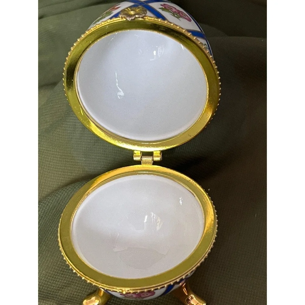 The Unbranded Brand vintage faberge